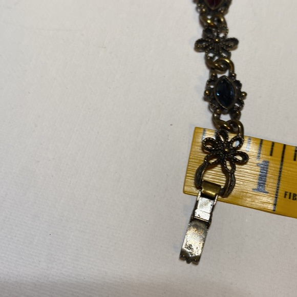 Y2K 1928 brand bronze bracelet with four gems and five flowers - Picture 7 of 8